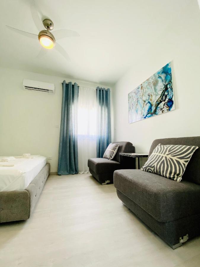 Sandy Bay Villa Ajía Nápa Eksteriør bilde